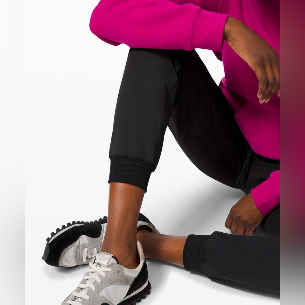Lululemon Keep Moving Jogger - High Rise - Picture 5 of 10